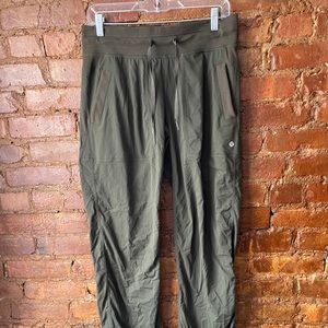 Lululemon studio pants